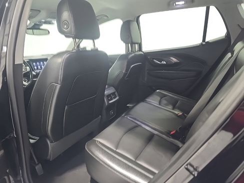 Used 2024 GMC Terrain SLT image 20
