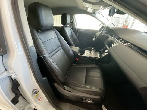 Used 2022 Land Rover Range Rover Evoque S image 24