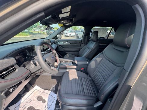 New 2026 Ford Explorer ST-Line AWD/4WD image 13