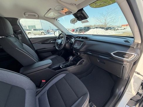 Used 2023 Chevrolet TrailBlazer LT image 23