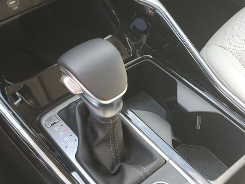 Certified 2023 Kia Sorento SX image 28