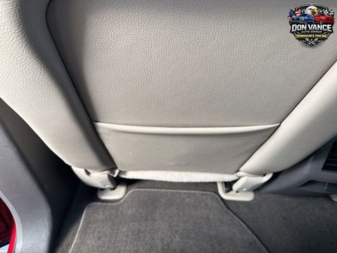 Used 2013 Ford Edge SEL FWD image 26