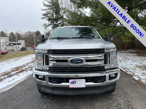 Used 2019 Ford F250 XLT w/ XLT Value Package image 8