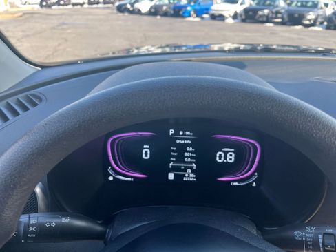 Used 2025 Kia Soul LX w/ LX Technology Package image 29