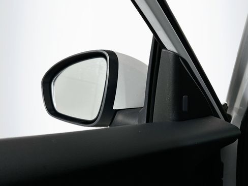 Used 2023 Nissan Sentra SV image 16