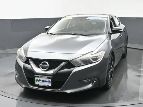 Used 2017 Nissan Maxima SR w/ Midnight Edition FWD image 20