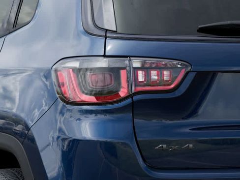 New 2026 Jeep Compass Latitude AWD/4WD image 9