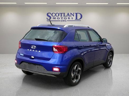 Used 2024 Hyundai Venue SEL image 6