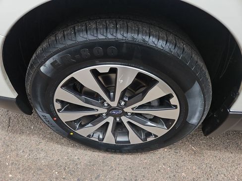 Used 2016 Subaru Outback 2.5i Limited AWD/4WD image 27
