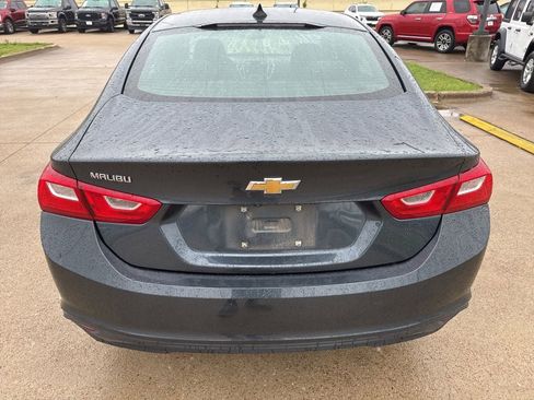 Used 2020 Chevrolet Malibu LS image 8