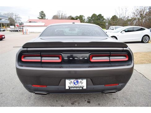 Used 2020 Dodge Challenger GT image 4
