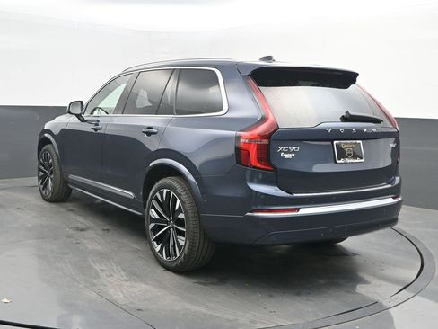 New 2026 Volvo XC90 B6 Plus w/ Protection Package Premier AWD/4WD image 3