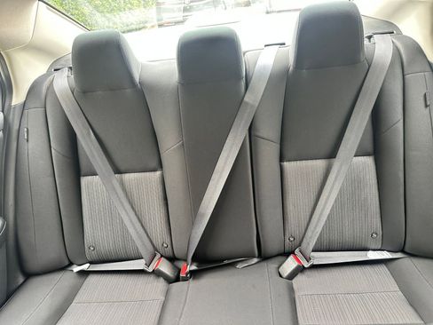 Used 2025 Nissan Sentra SV image 38