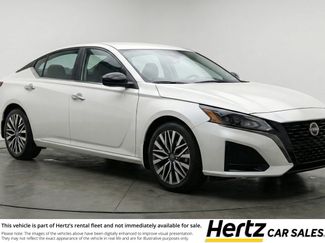 Used 2025 Nissan Altima 2.5 SV FWD video 1