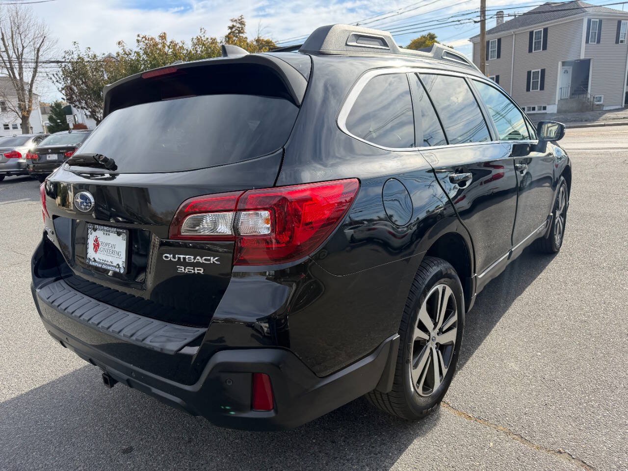 Used 2019 Subaru Outback 3.6R Limited AWD/4WD image 9