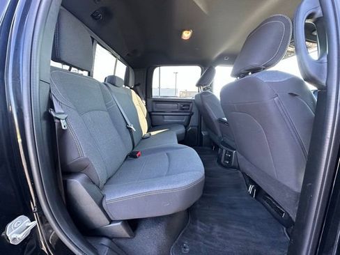 Used 2024 RAM 3500 Tradesman w/ Chrome Appearance Group image 32