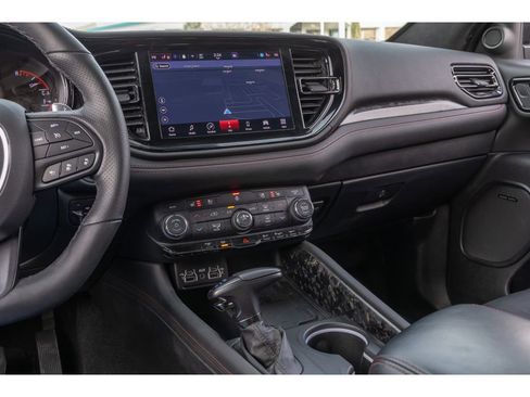 Used 2023 Dodge Durango R/T image 25