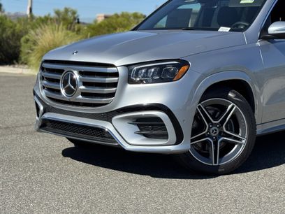 New 2025 Mercedes-Benz GLS 450 4MATIC