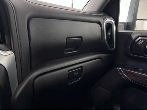 Used 2022 GMC Sierra 2500 SLE w/ SLE Convenience Package AWD/4WD image 22