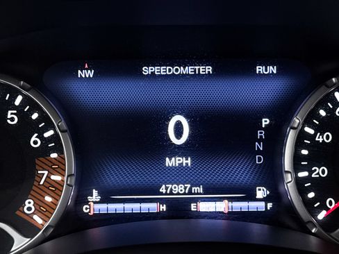 Used 2021 Jeep Renegade Latitude w/ Convenience Group AWD/4WD image 34
