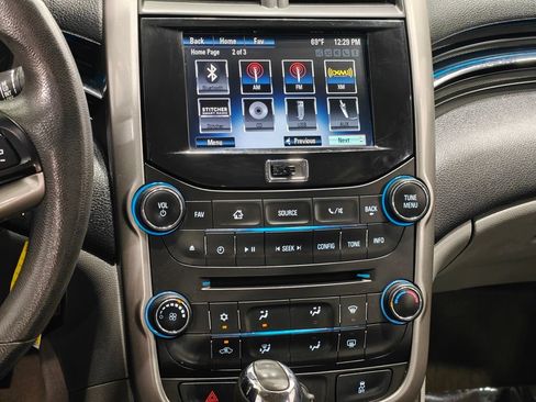 Used 2015 Chevrolet Malibu LT FWD image 6