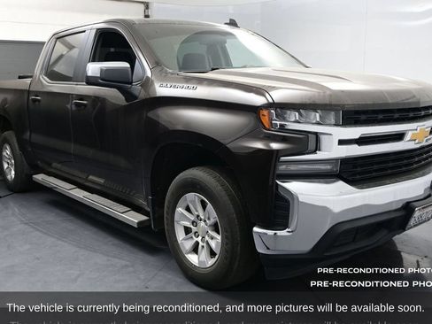 Used 2019 Chevrolet Silverado 1500 LT w/ All-Star Edition RWD image 3