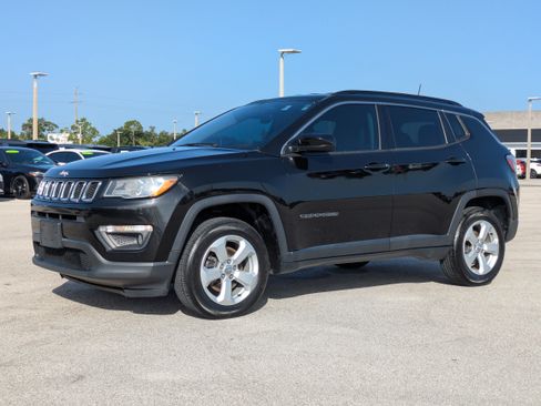Used 2021 Jeep Compass Latitude w/ Convenience Group AWD/4WD image 8