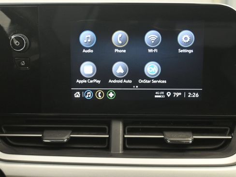 Used 2025 Chevrolet Trax LS w/ LS Convenience Package FWD image 13