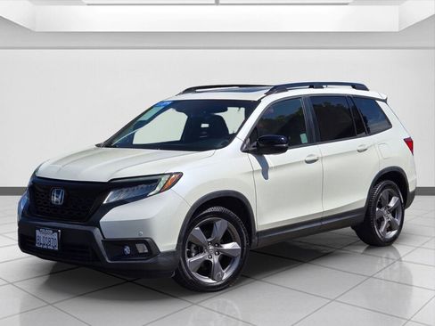 Certified 2019 Honda Passport Touring image 9