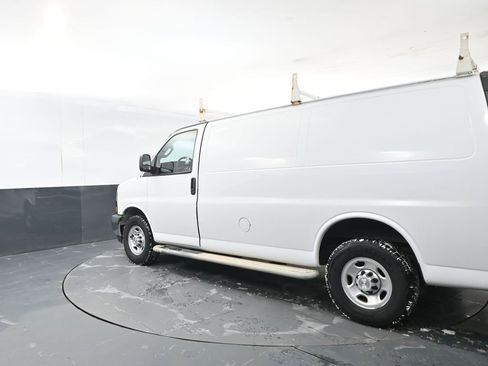 Used 2019 Chevrolet Express 2500 w/ Driver Convenience Package image 3