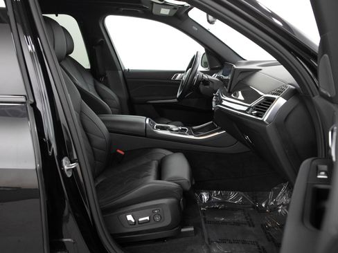 Used 2024 BMW X5 xDrive40i AWD/4WD image 10