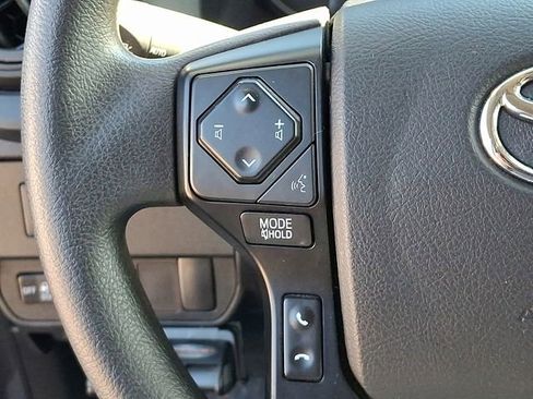Used 2022 Toyota Tacoma SR image 23