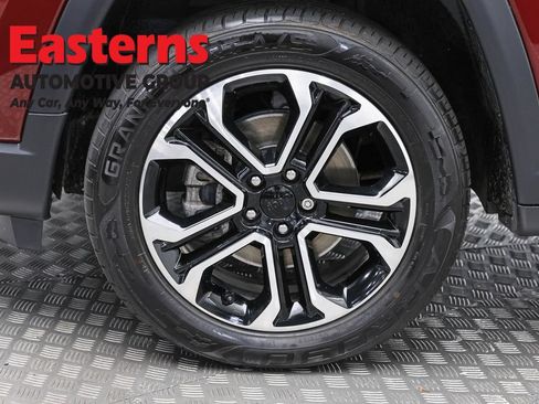 Used 2022 Jeep Compass Limited w/ Sun and Sound Group AWD/4WD image 34
