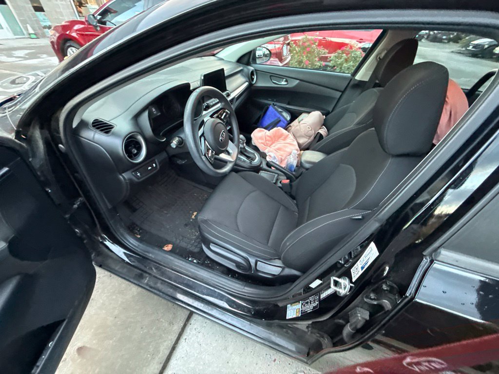Used 2019 Kia Forte LXS FWD image 9