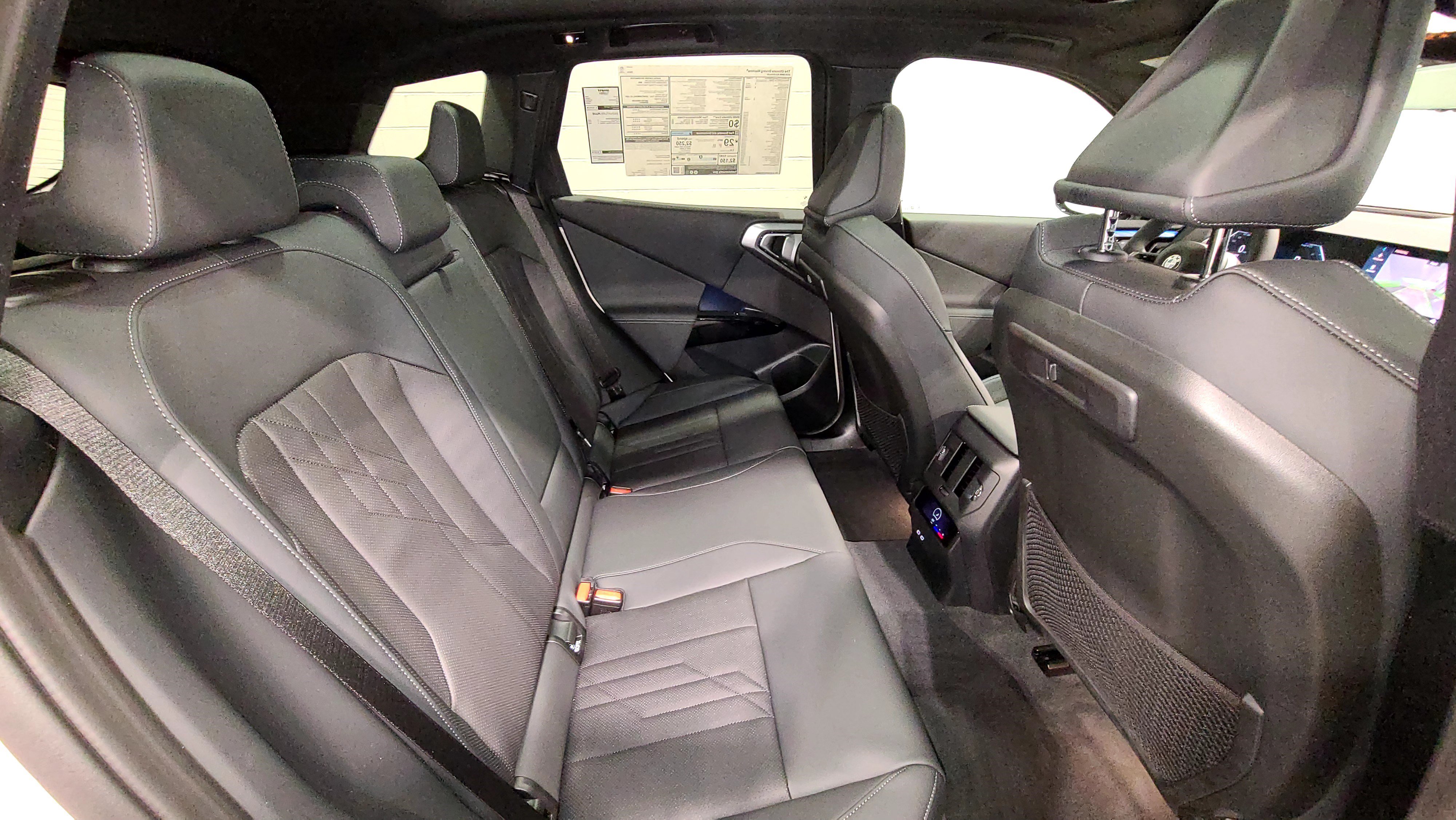 Used 2026 BMW X3 xDrive30i w/ Premium Package AWD/4WD image 27