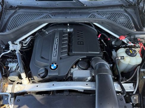 Used 2019 BMW X6 xDrive35i w/ M Sport Package image 29