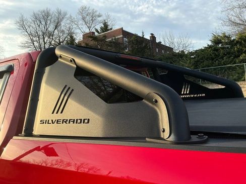 Used 2021 Chevrolet Silverado 1500 LT Trail Boss image 15