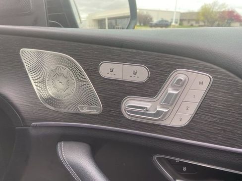 Used 2022 Mercedes-Benz GLS 450 4MATIC image 6