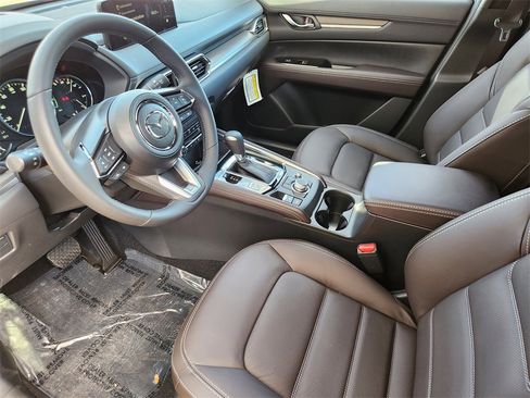 New 2025 MAZDA CX-5 Signature image 8
