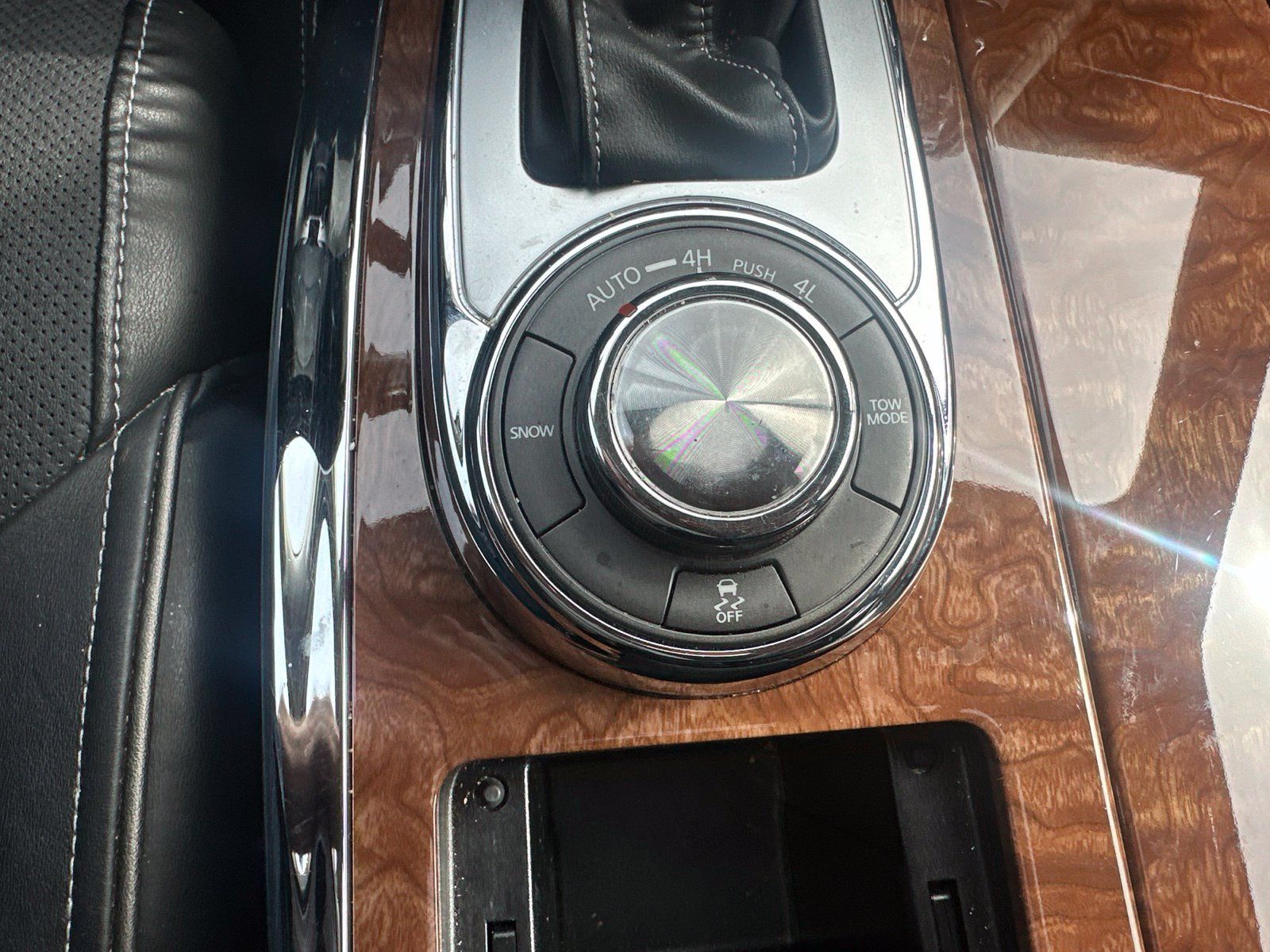 Used 2019 INFINITI QX80 Luxe w/ Proassist Package AWD/4WD image 13