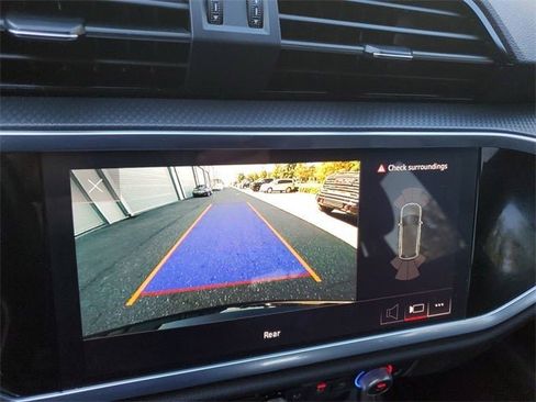 Used 2023 Audi Q3 2.0T Premium image 87