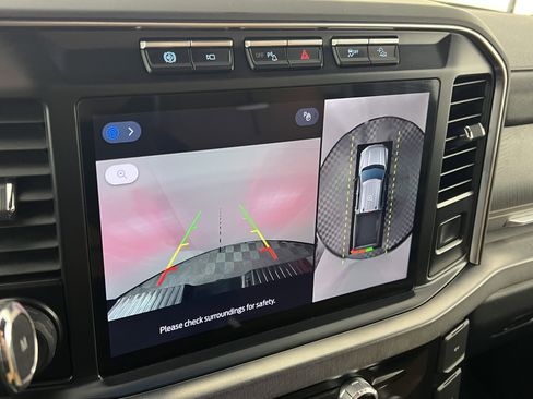 Used 2023 Ford F350 Platinum w/ Tremor Off-Road Package image 29