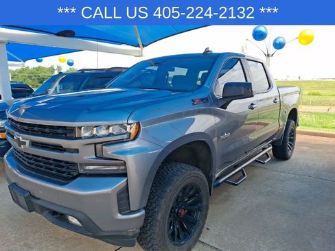 Used 2021 Chevrolet Silverado 1500 RST w/ Z71 Off-Road Package AWD/4WD image 2