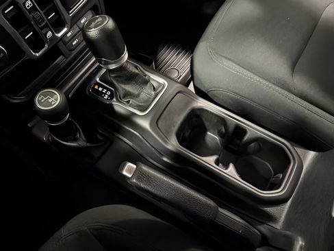 Used 2020 Jeep Wrangler Unlimited Sport AWD/4WD image 24