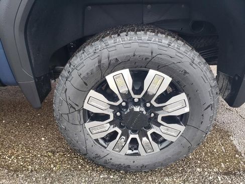 New 2025 GMC Sierra 2500 Denali w/ Denali Reserve Package image 12