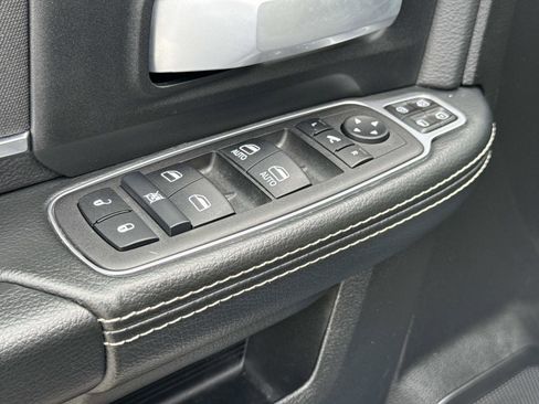 Used 2024 RAM 2500 Big Horn w/ Bed Utility Group image 15