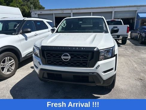 Used 2024 Nissan Frontier S w/ S Utility Package AWD/4WD image 4