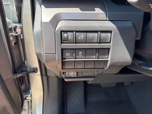 Certified 2026 Toyota Tacoma SR5 AWD/4WD image 19