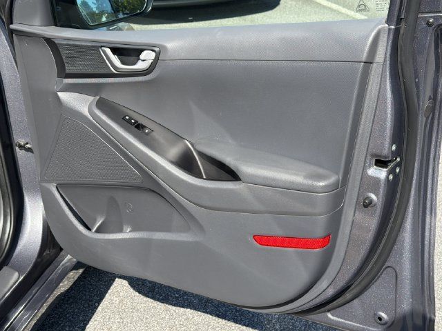 Used 2018 Hyundai Ioniq Blue FWD image 16