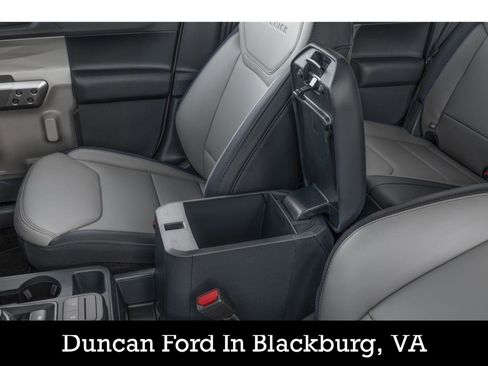 New 2026 Ford Maverick Lariat AWD/4WD image 8